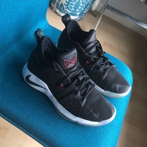 nike basketball shoes (pg2) size 8.5 men